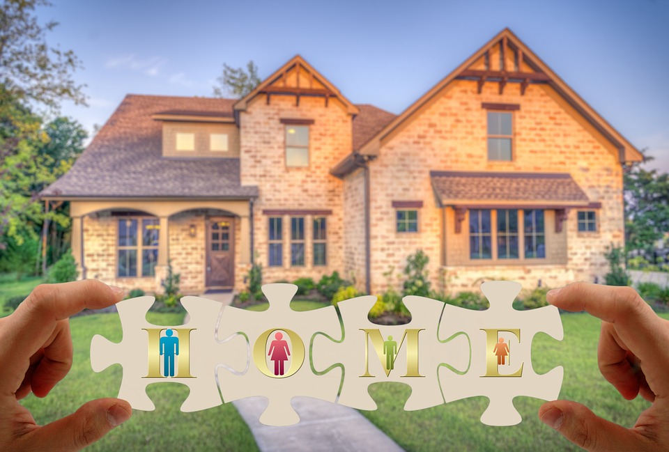 Read more about the article 5 Essential Home Repair How-Toʼs Every Homeowner Should Know